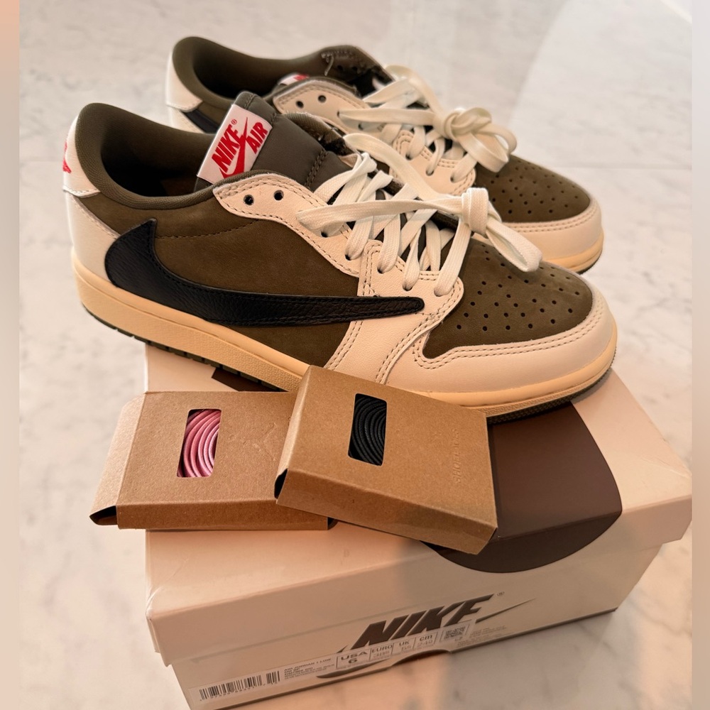 Travis Scott Air Jordan 1 Low OG SP